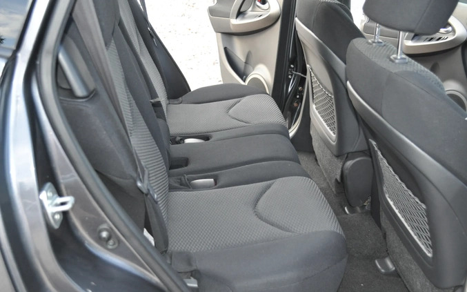 Toyota RAV4 cena 46000 przebieg: 137000, rok produkcji 2009 z Kazimierza Wielka małe 596